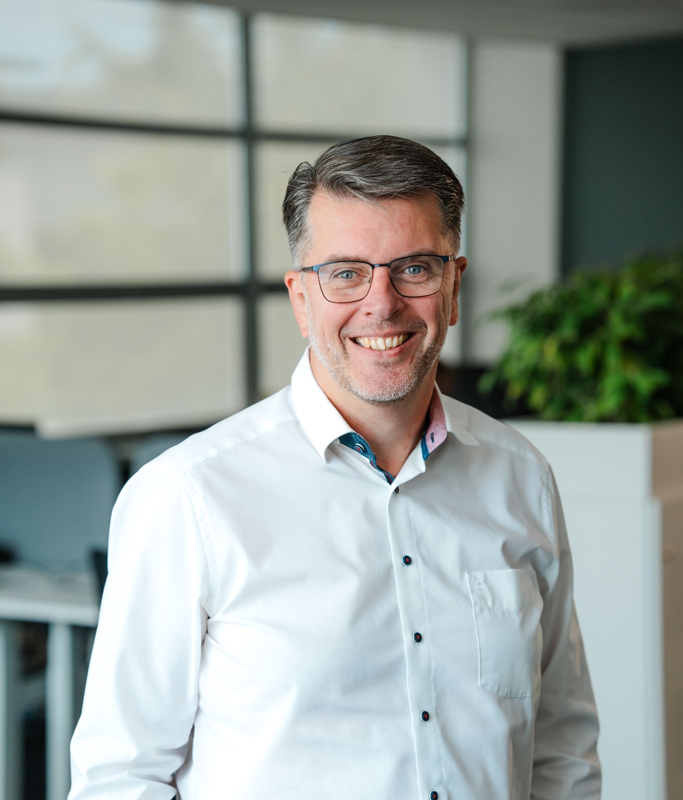 Richard Noppert Office Compact